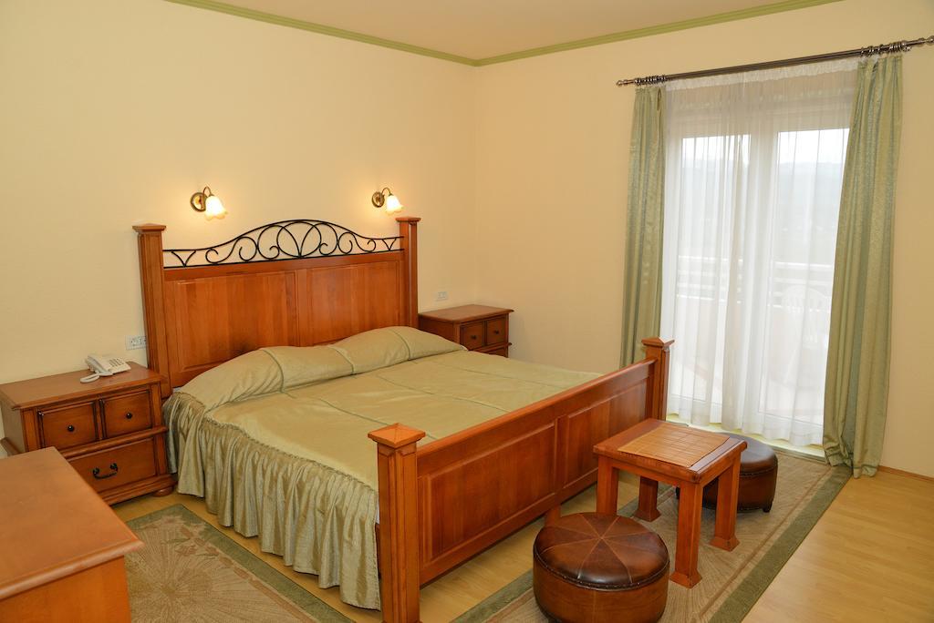 Hotel Venezia Imotski Phòng bức ảnh