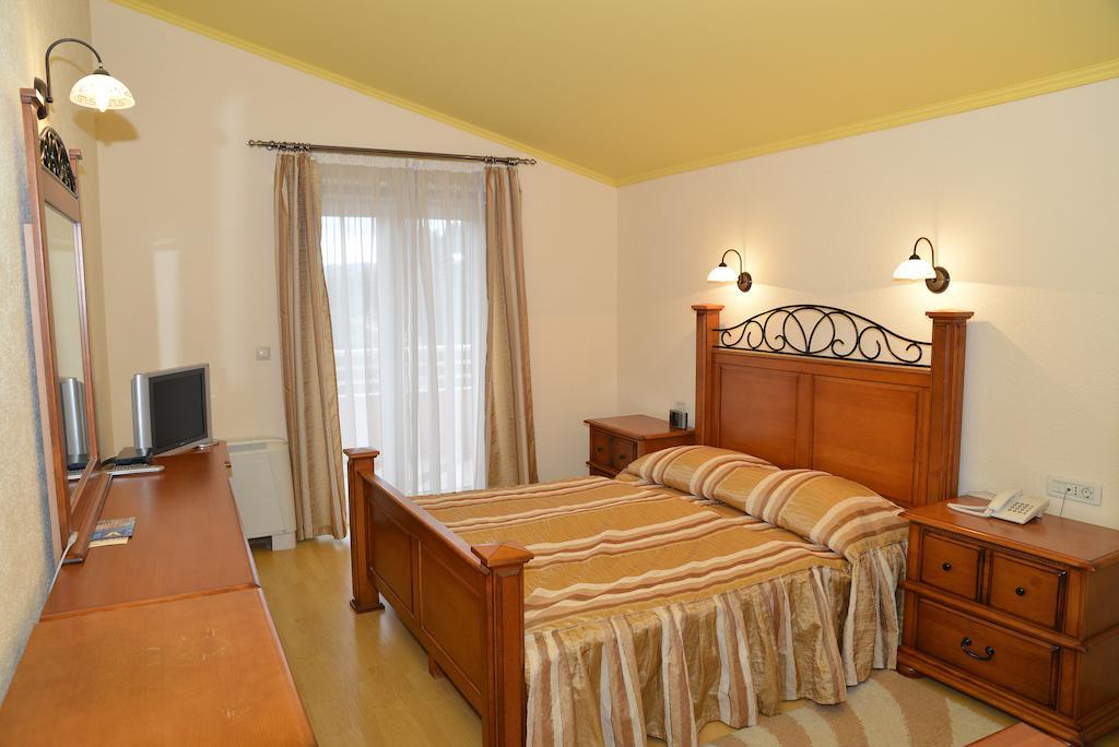 Hotel Venezia Imotski Phòng bức ảnh