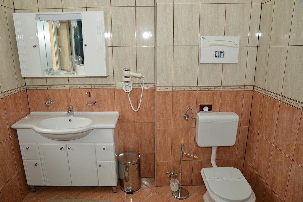 Hotel Venezia Imotski Phòng bức ảnh