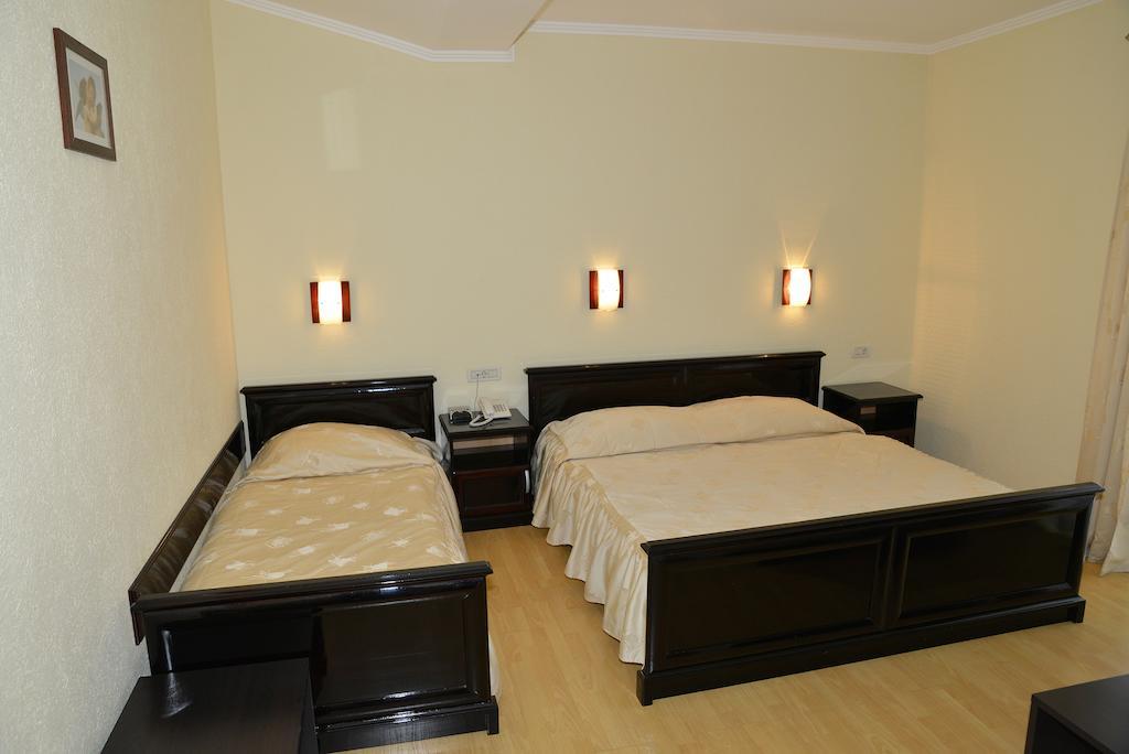 Hotel Venezia Imotski Phòng bức ảnh