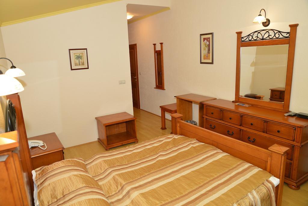 Hotel Venezia Imotski Phòng bức ảnh